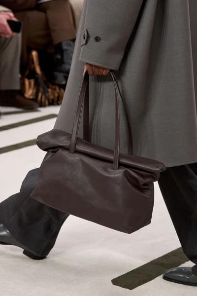 Look 29